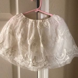 Carter’s girls 3t lace skirt